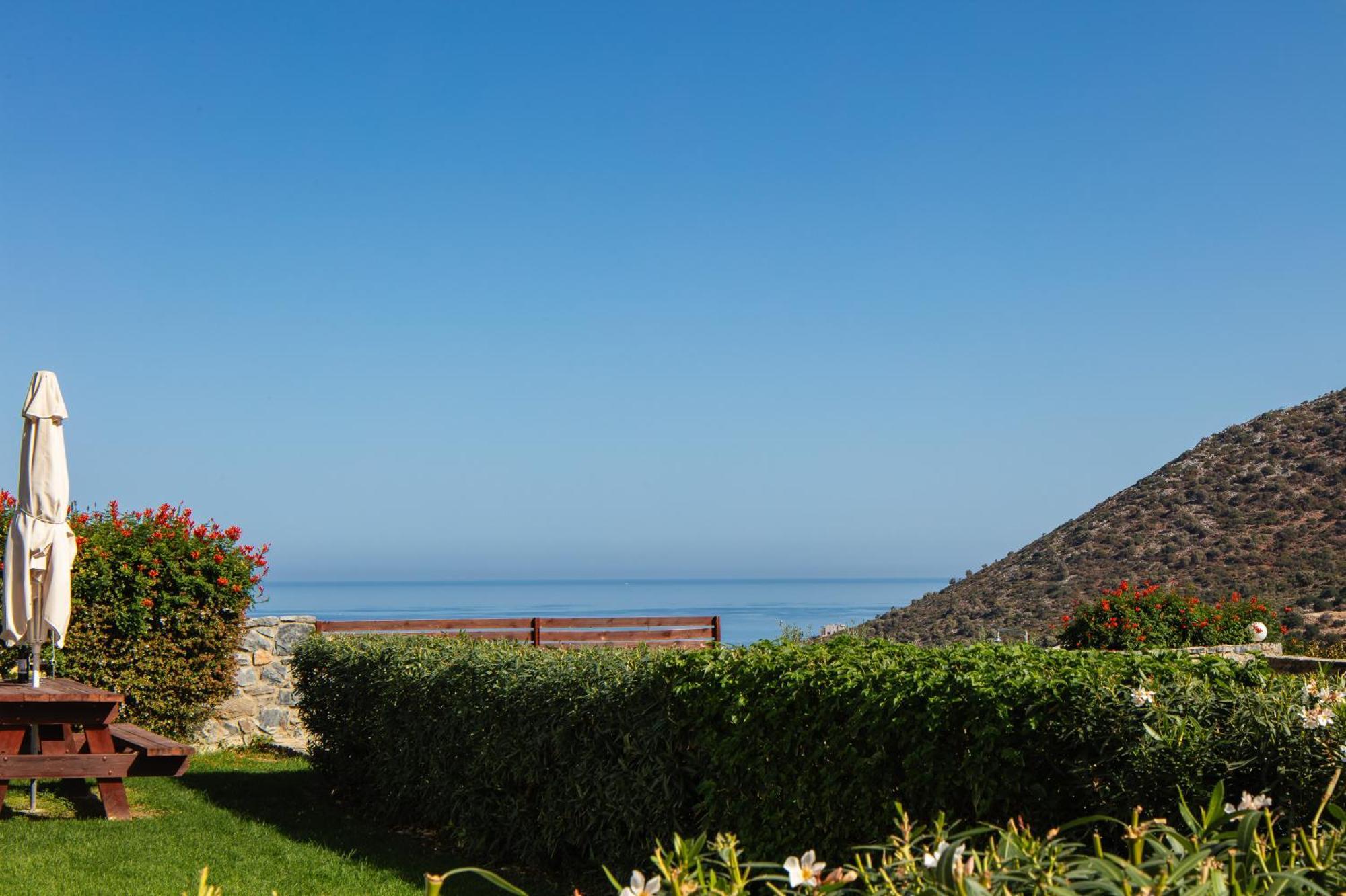 Real Dream Villas, Cretan Gems With Seaviews, By Thinkvilla Vilă