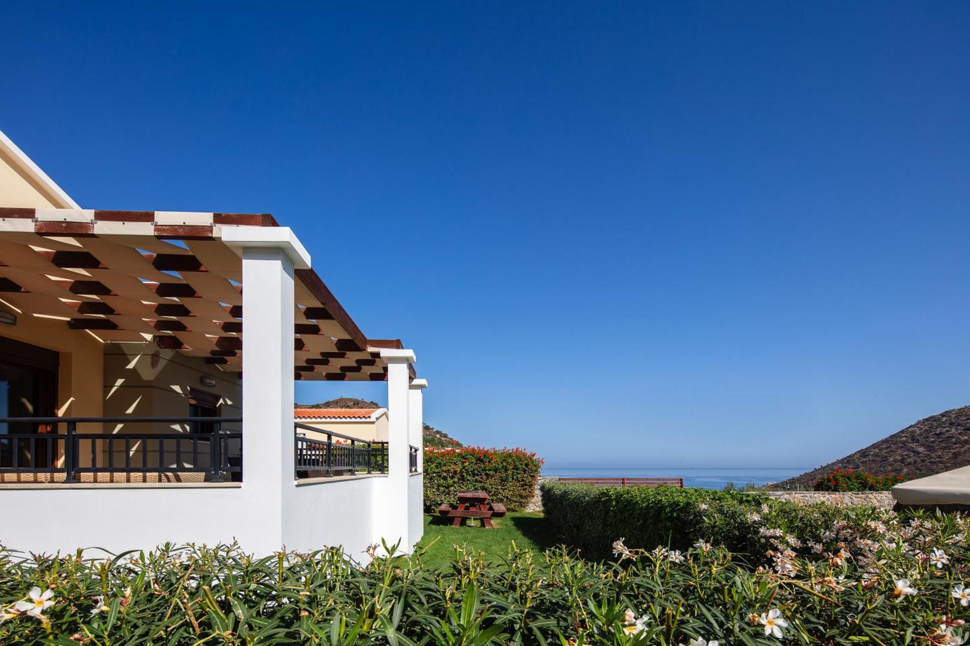 Real Dream Villas, Cretan Gems With Seaviews, By Thinkvilla *