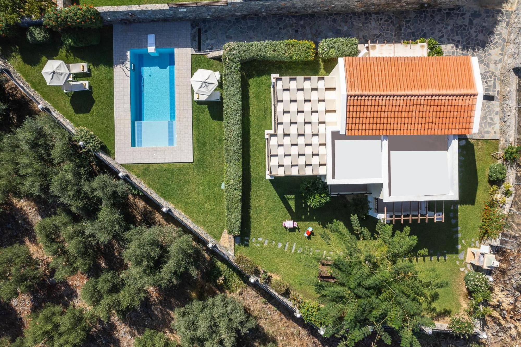 Real Dream Villas, Cretan Gems With Seaviews, By Thinkvilla * Bali (Crete)