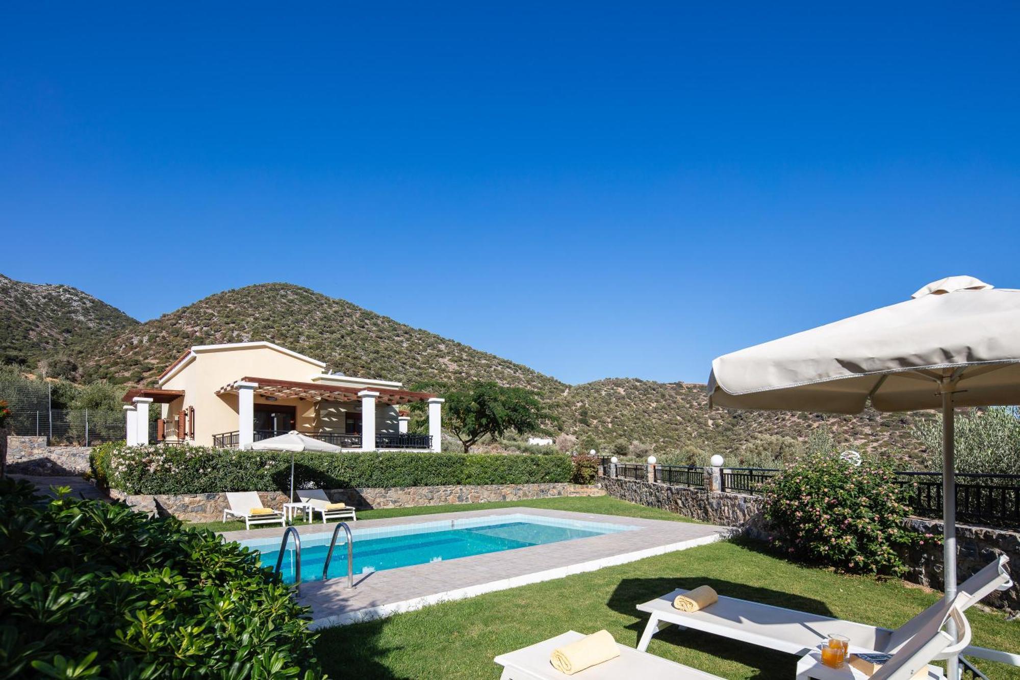 Real Dream Villas, Cretan Gems With Seaviews, By Thinkvilla Villa *