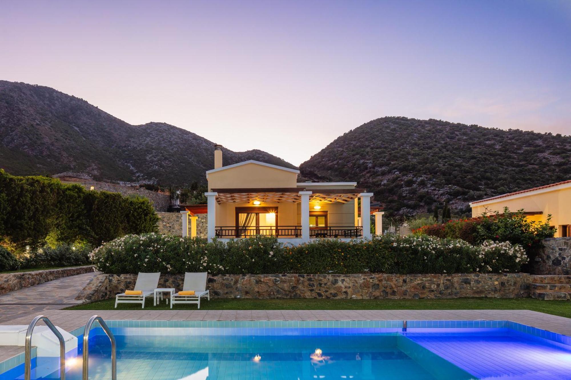 Villa Real Dream Villas, Cretan Gems With Seaviews, By Thinkvilla Bali (Crete)