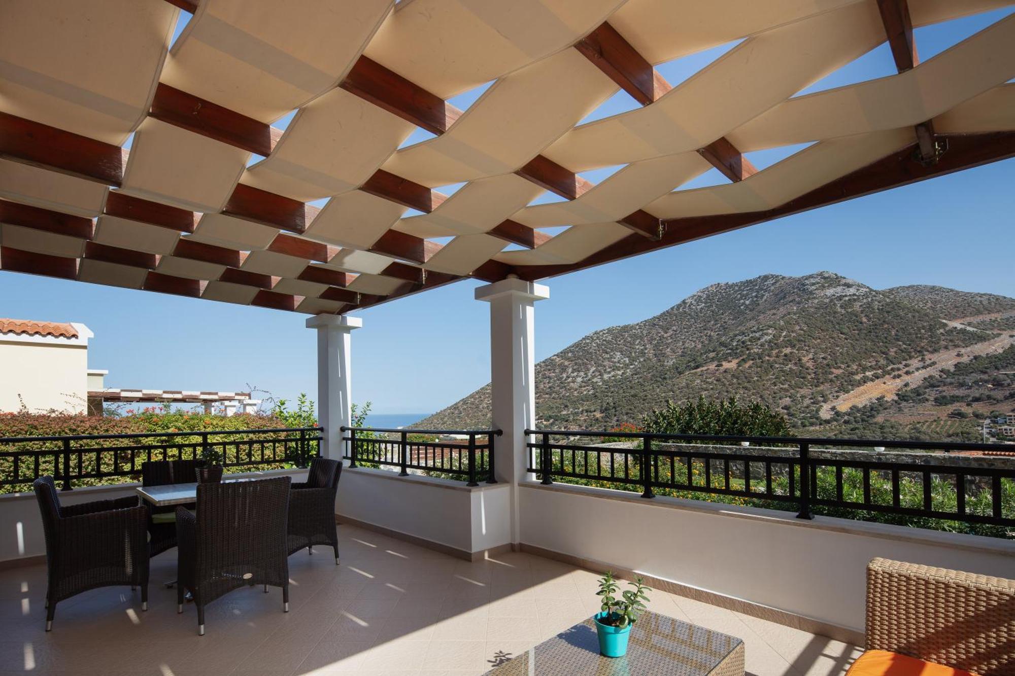 Villa Real Dream Villas, Cretan Gems With Seaviews, By Thinkvilla Bali (Crete)