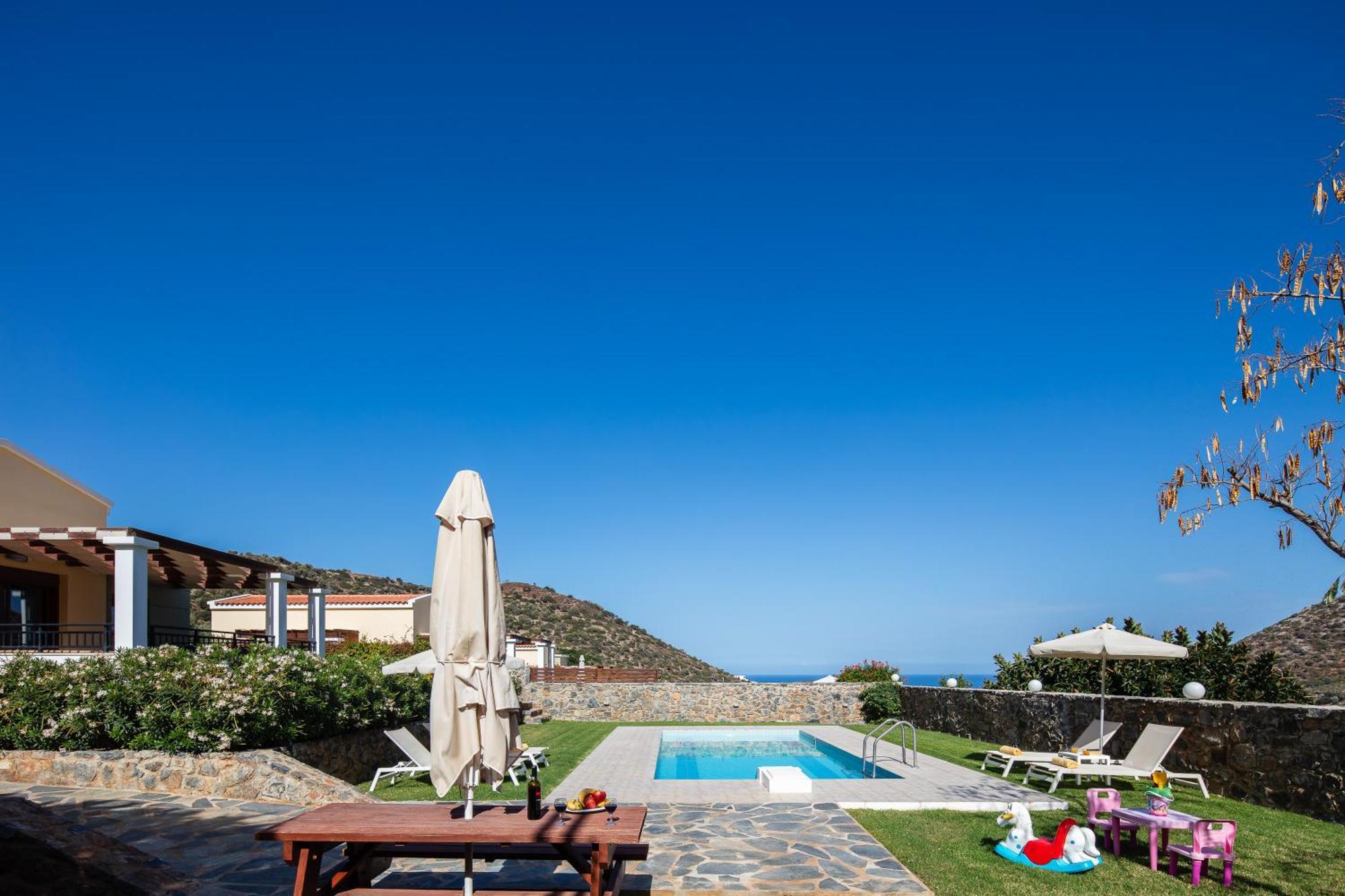 Real Dream Villas, Cretan Gems With Seaviews, By Thinkvilla Villa