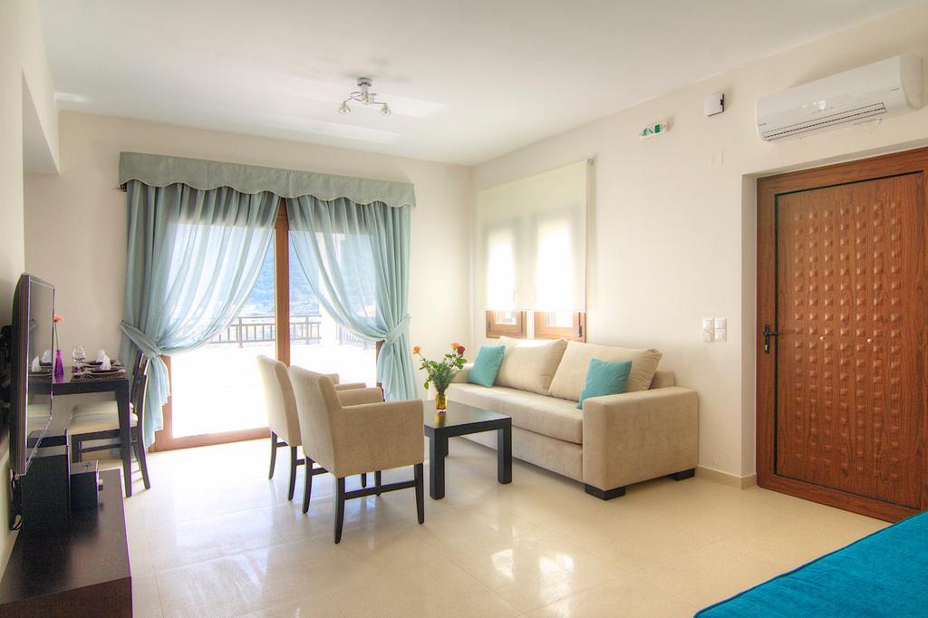 Real Dream Villas, Cretan Gems With Seaviews, By Thinkvilla Bali (Crete)