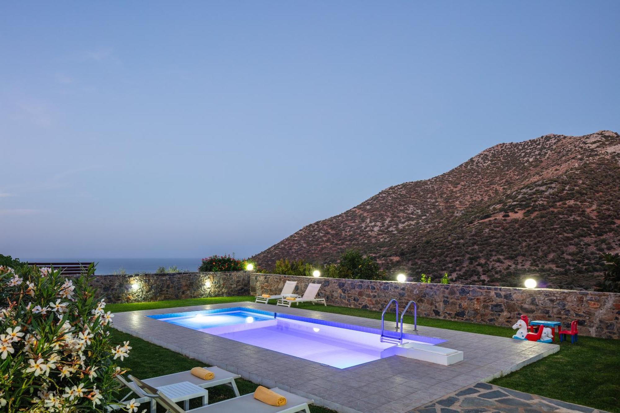 Villa Real Dream Villas, Cretan Gems With Seaviews, By Thinkvilla Bali (Crete)