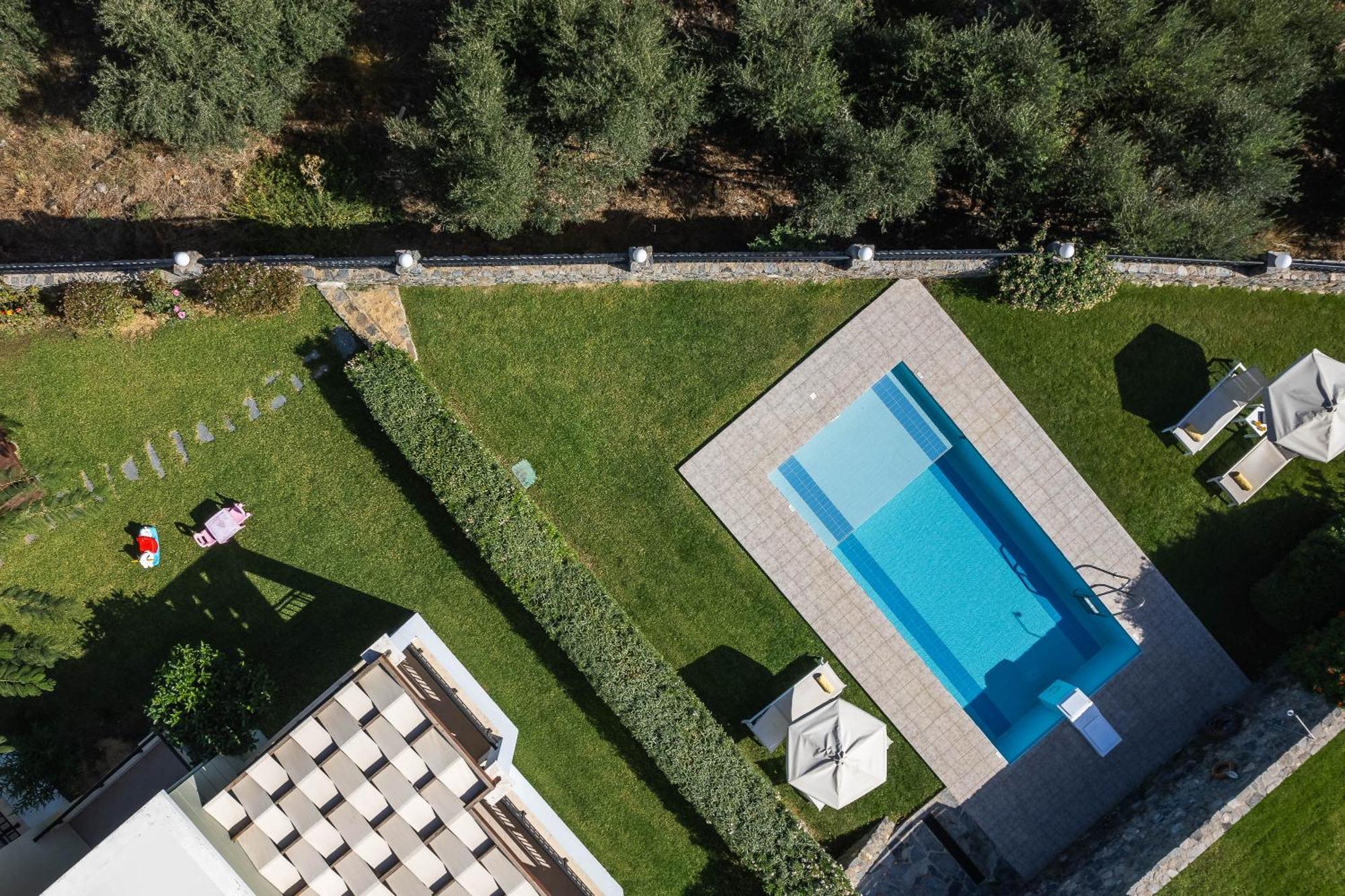 Villa Real Dream Villas, Cretan Gems With Seaviews, By Thinkvilla Bali (Crete)